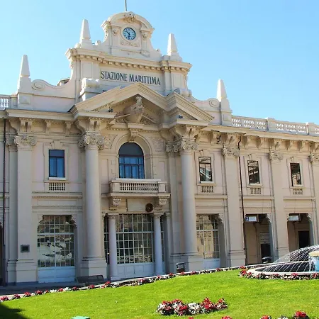 شقة With 5 Bedrooms In With Wonderful City View And Wifi 3 Km From The Beach