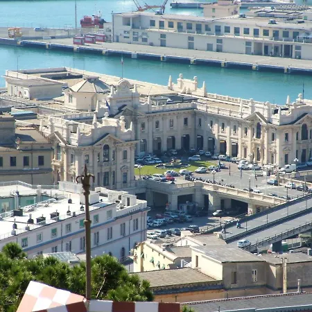 Apartment With 5 Bedrooms In With Wonderful City View And Wifi 3 Km From The Beach *