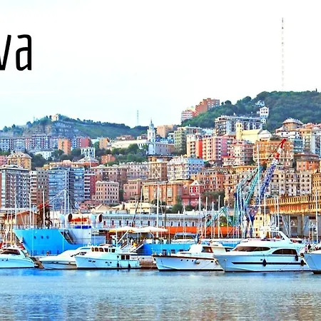 With 5 Bedrooms In With Wonderful City View And Wifi 3 Km From The Beach *