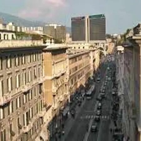 With 5 Bedrooms In With Wonderful City View And Wifi 3 Km From The Beach